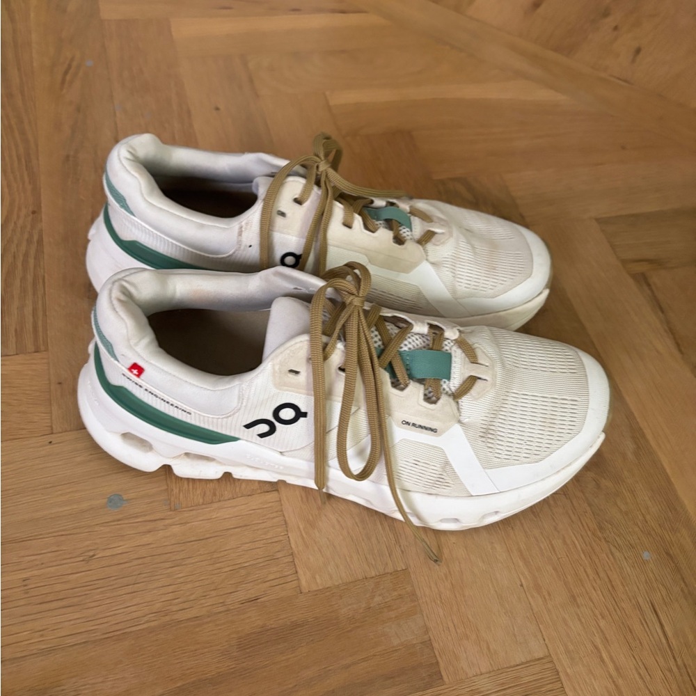 On Running Cloudrunner 2 Women’s